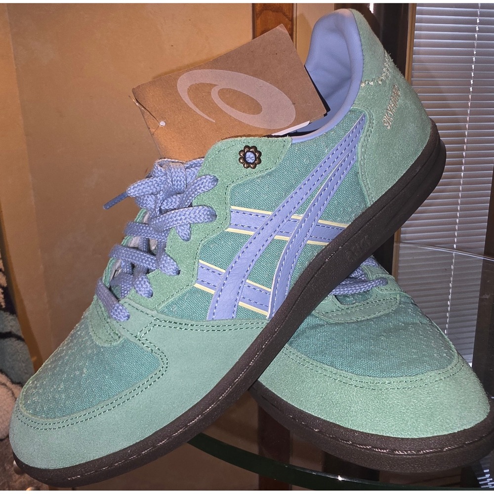 Asics Skyhand OG Mineral Beige Periwinkle Blue Sneakers 1203A767 Mens 7.5 NEW